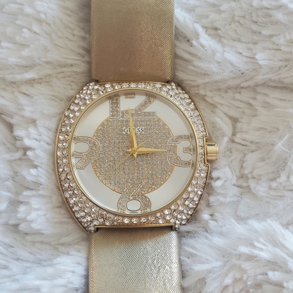 GUESS Gold Swarovski Crystal Watch - Picture 10 of 12